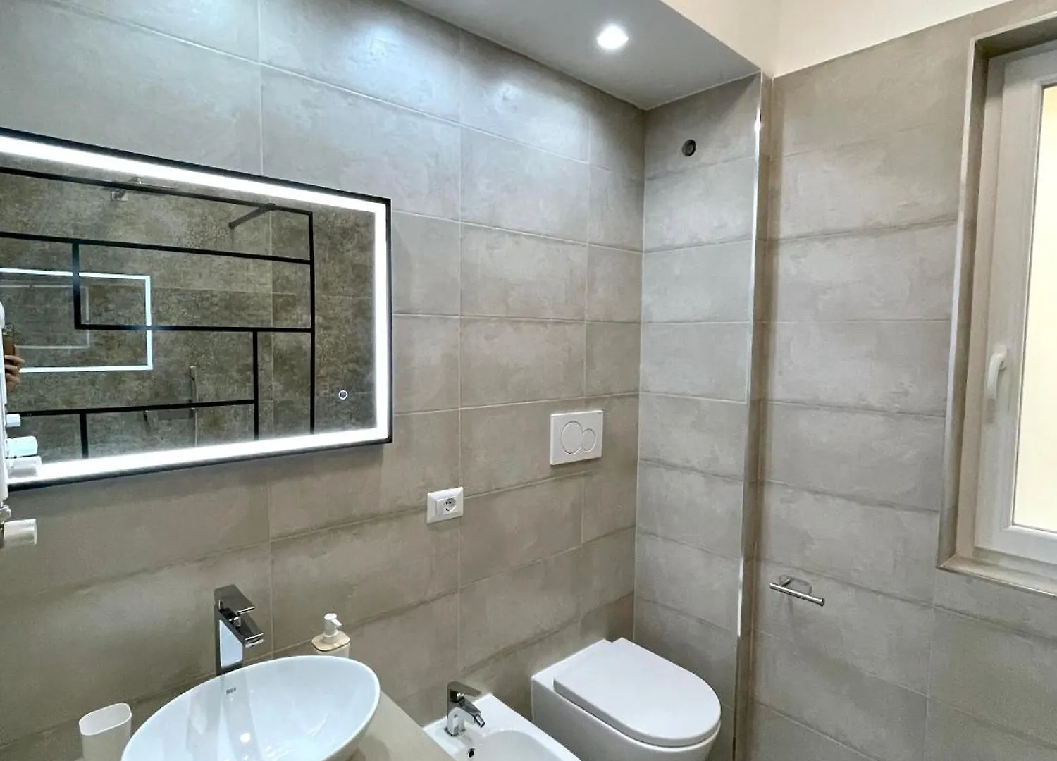 Roma Lux Apartment Lorenzo